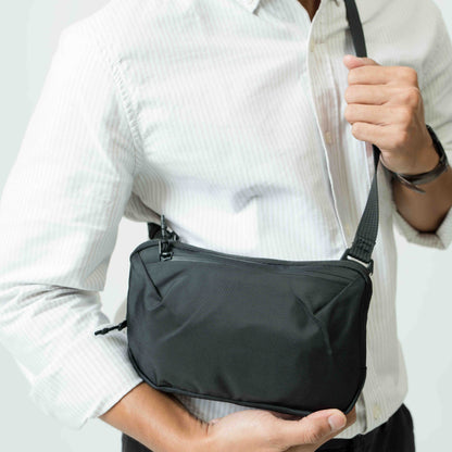 Tas Genggam Pouch Polyester PLCKAAB 862 BL
