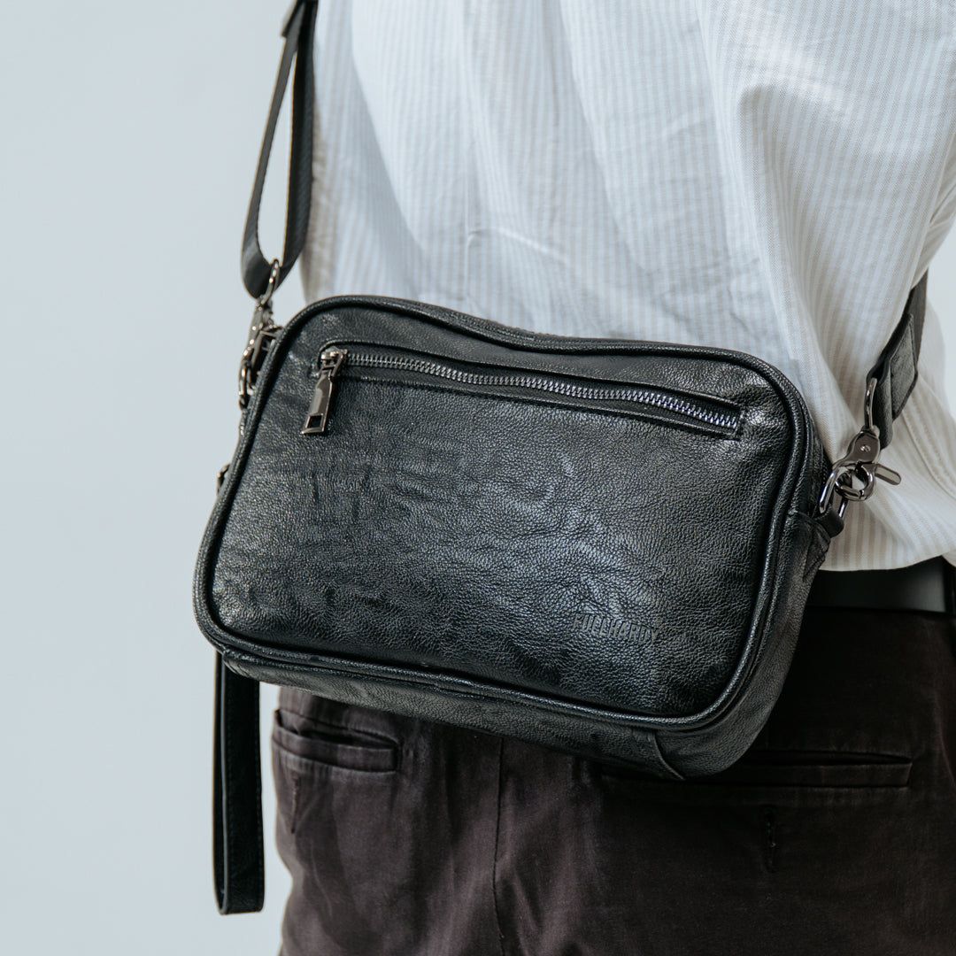 Tas Genggam Pouch Kulit - BYNCK 30686 BL