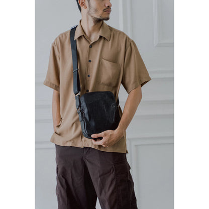 Tas Selempang Kulit - BYNSP 30528
