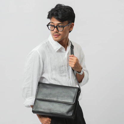 Tas Selempang Kulit - BLSP 7726-3 BL